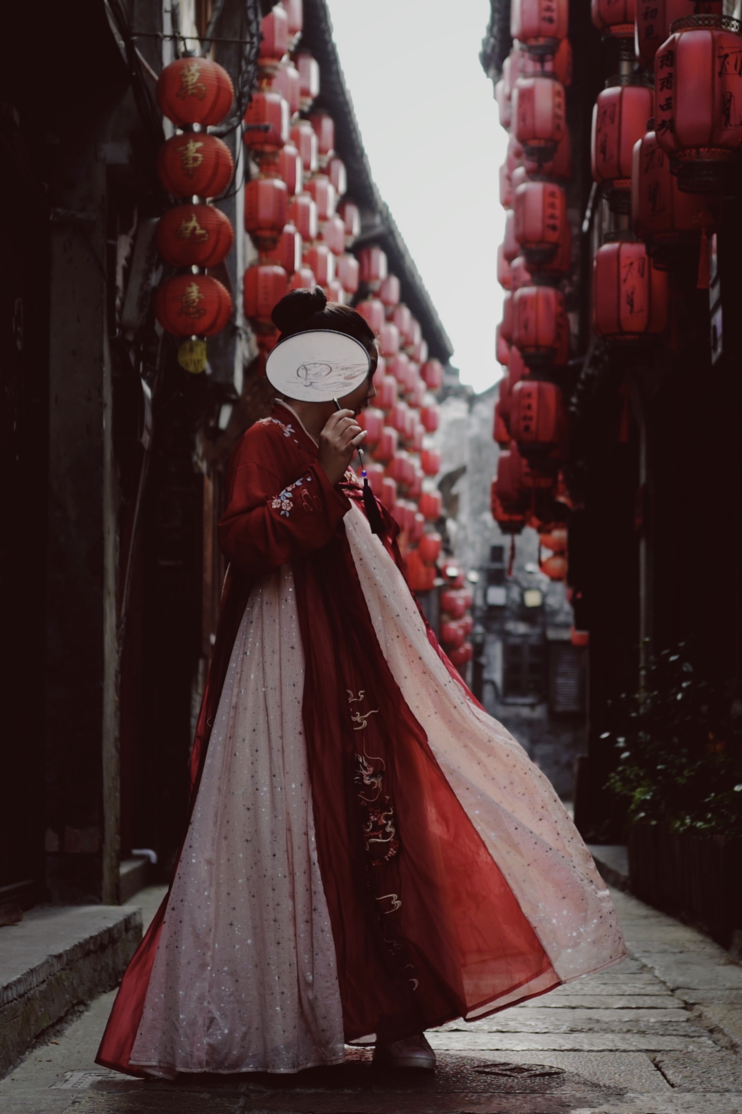 龙母8米摆齐胸襦裙现货